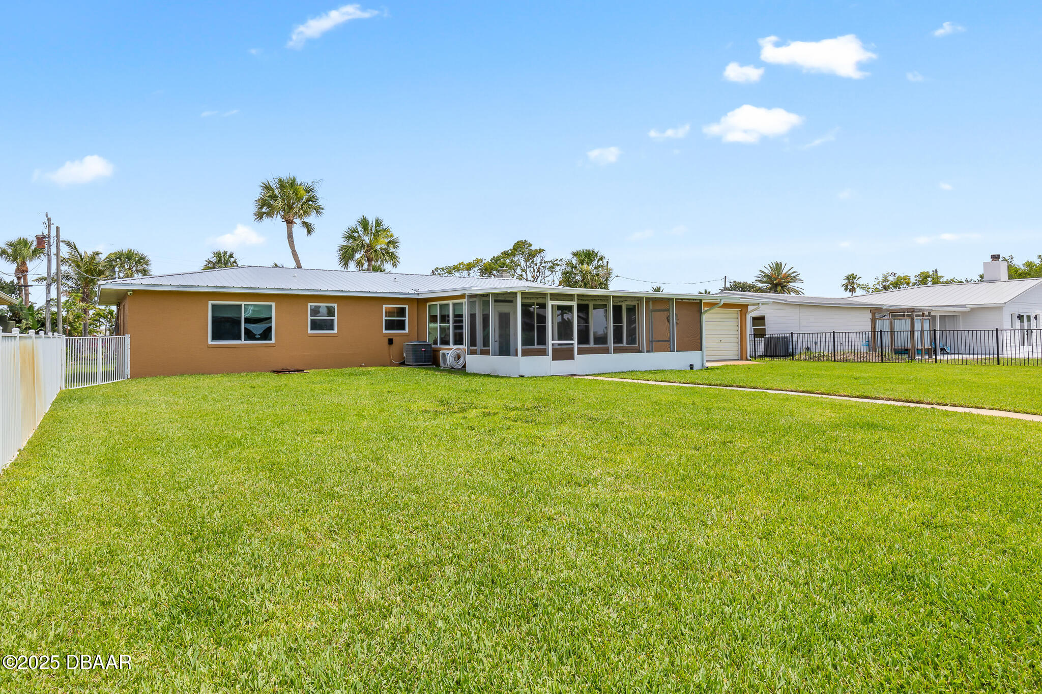 141 Reef Road South Daytona, FL 32119 - Photo 30 of 48 KBRE9667