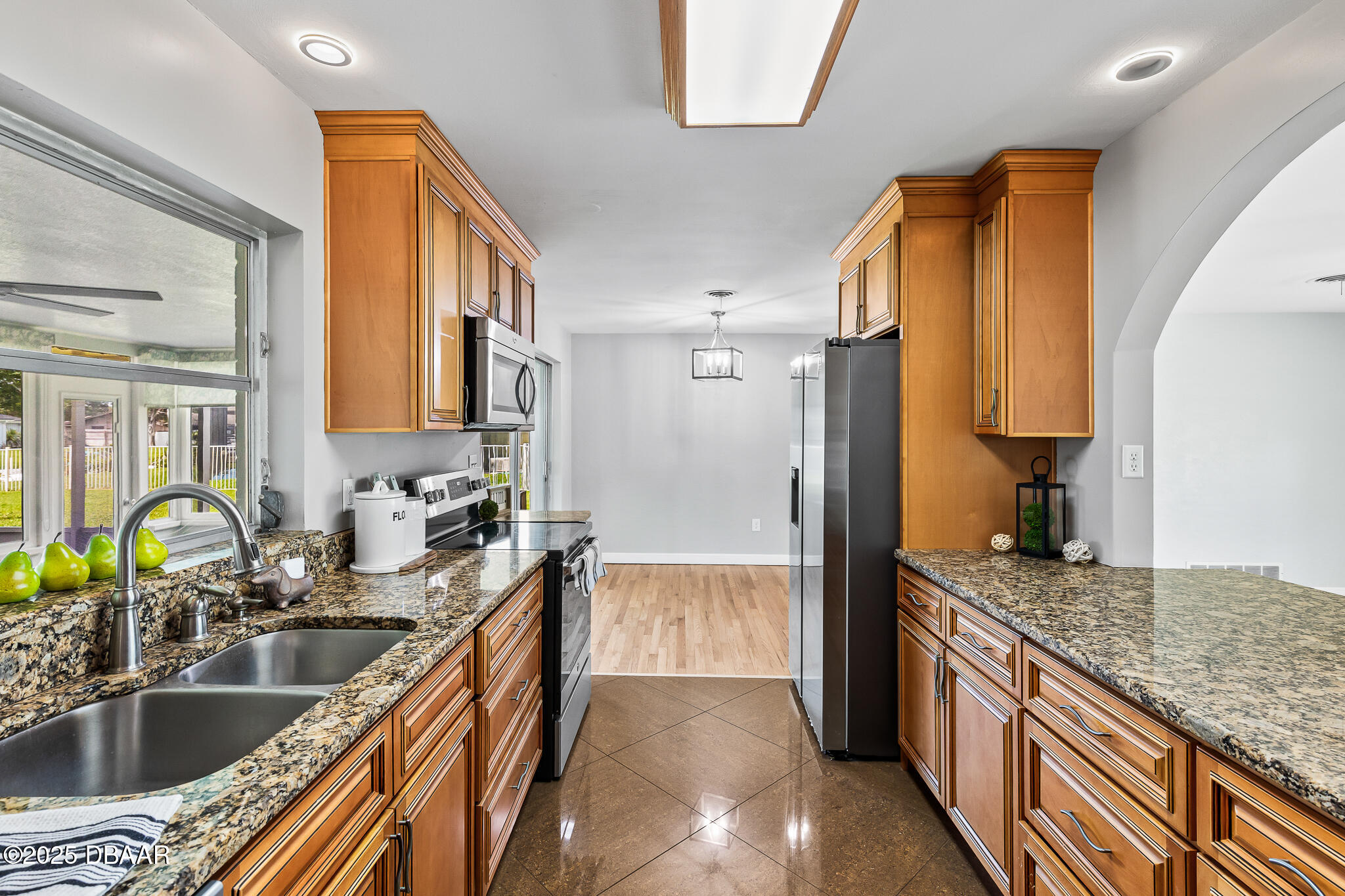 141 Reef Road South Daytona, FL 32119 - Photo 8 of 48 KBRE9598