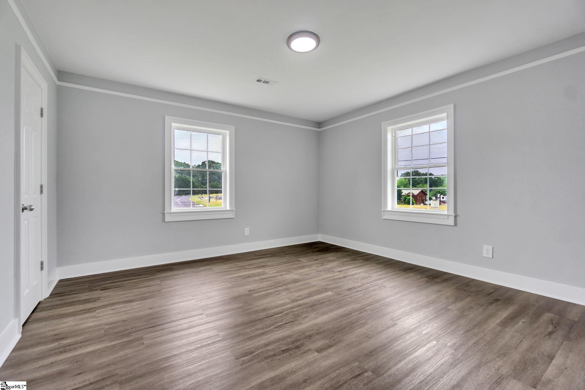 5601 Highway 81 Williamston, SC 29697 - Photo 12 of 25