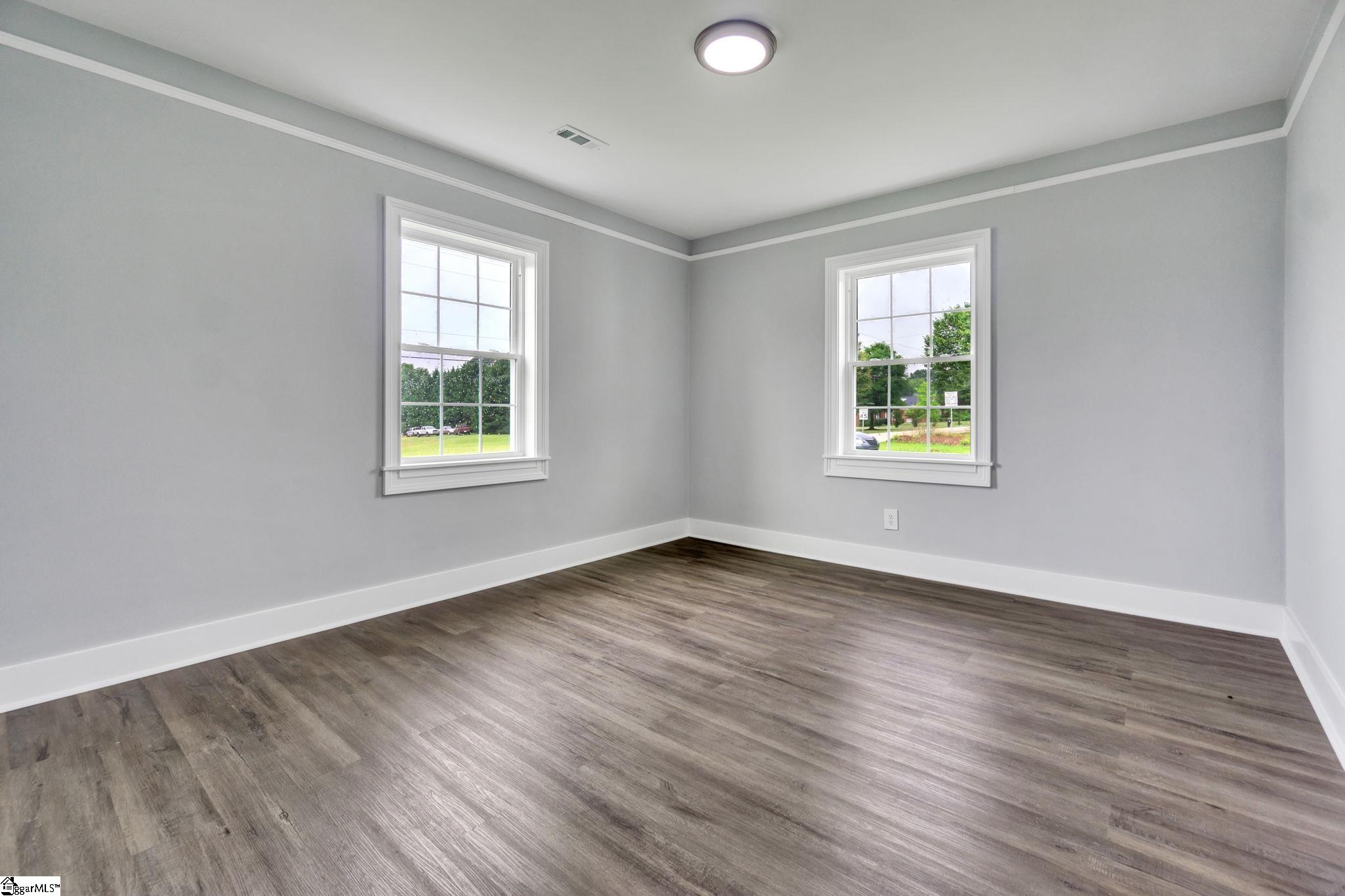 5601 Highway 81 Williamston, SC 29697 - Photo 15 of 25