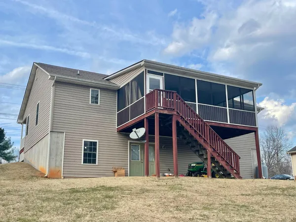 $359,900 | 1745 Whitfield Drive, Bedford, VA 24523