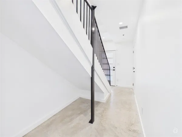 a view of entryway