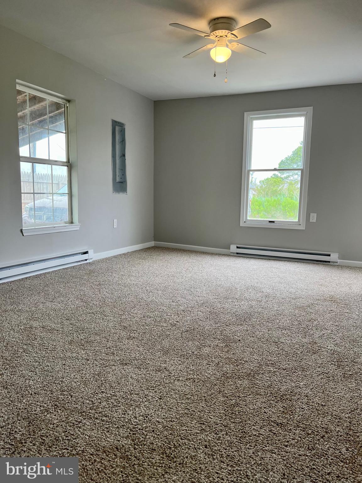 3137 Calvary Road Crisfield, MD 21817 - Photo 4 of 20 Living room