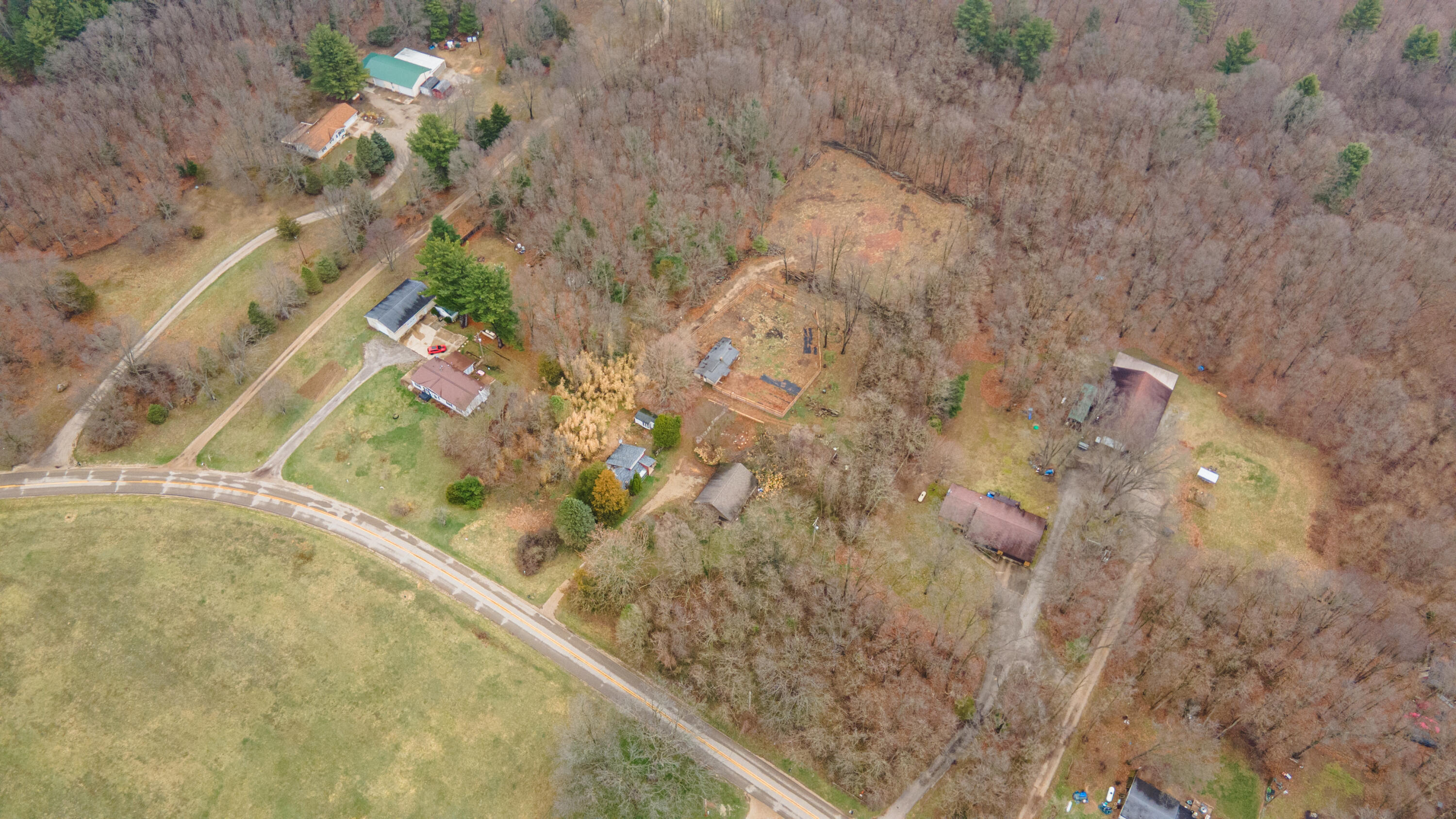 3017 Old Allegan Road Fennville, MI 49408 - Photo 28 of 41 DJI_0901