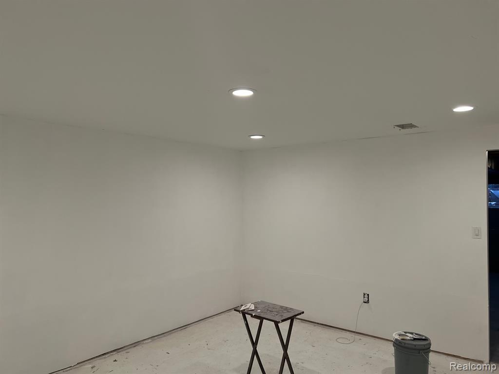 51565 Baker Road Chesterfield, MI 48047 - Photo 54 of 78
