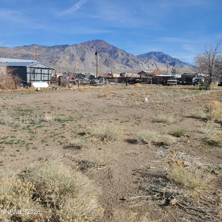$10,000 | 908 A Street, Mina, NV 89422