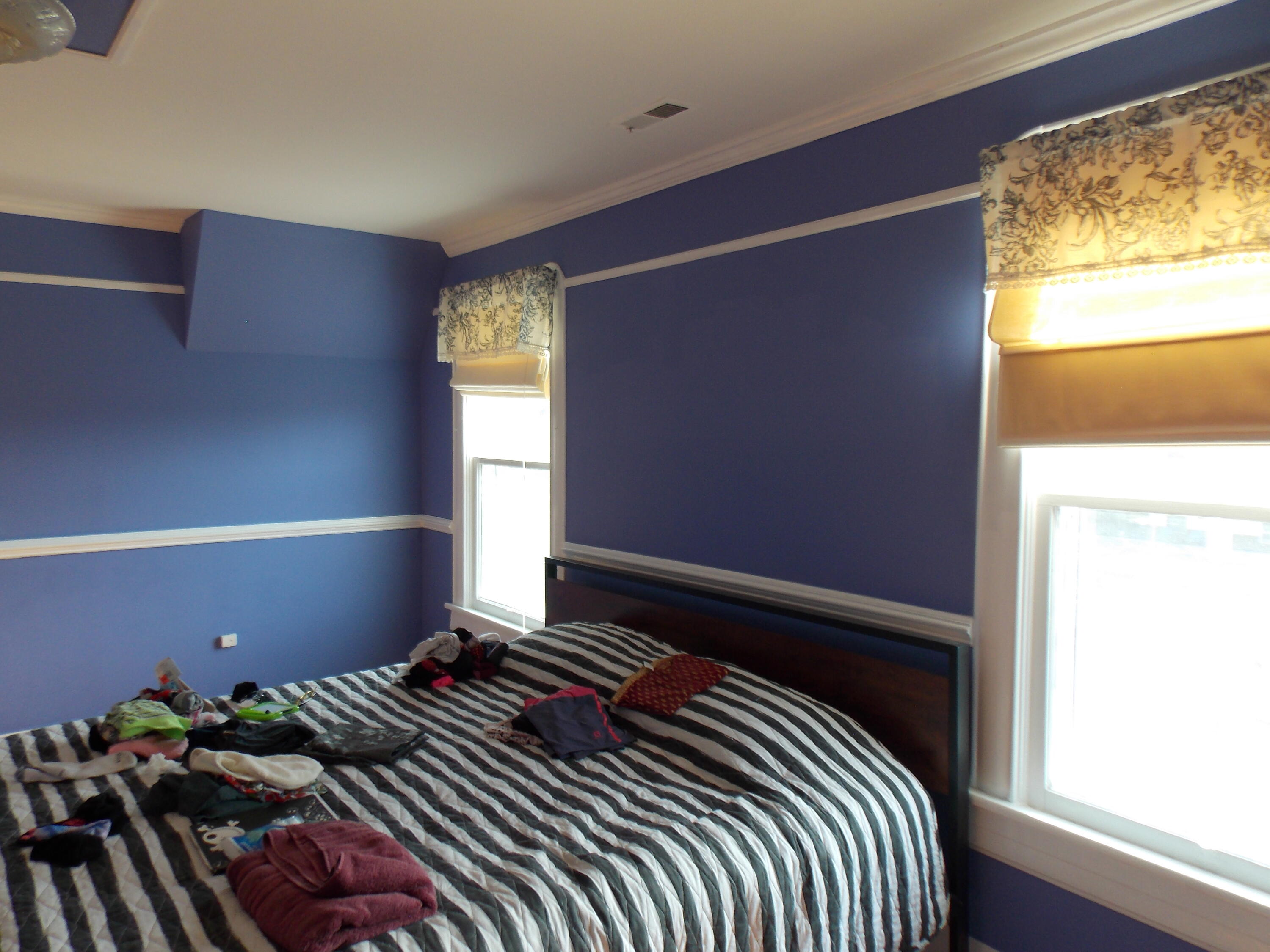 624 South Maple Street Vinton, VA 24179 - Photo 26 of 43 a bedroom with a bed and a window