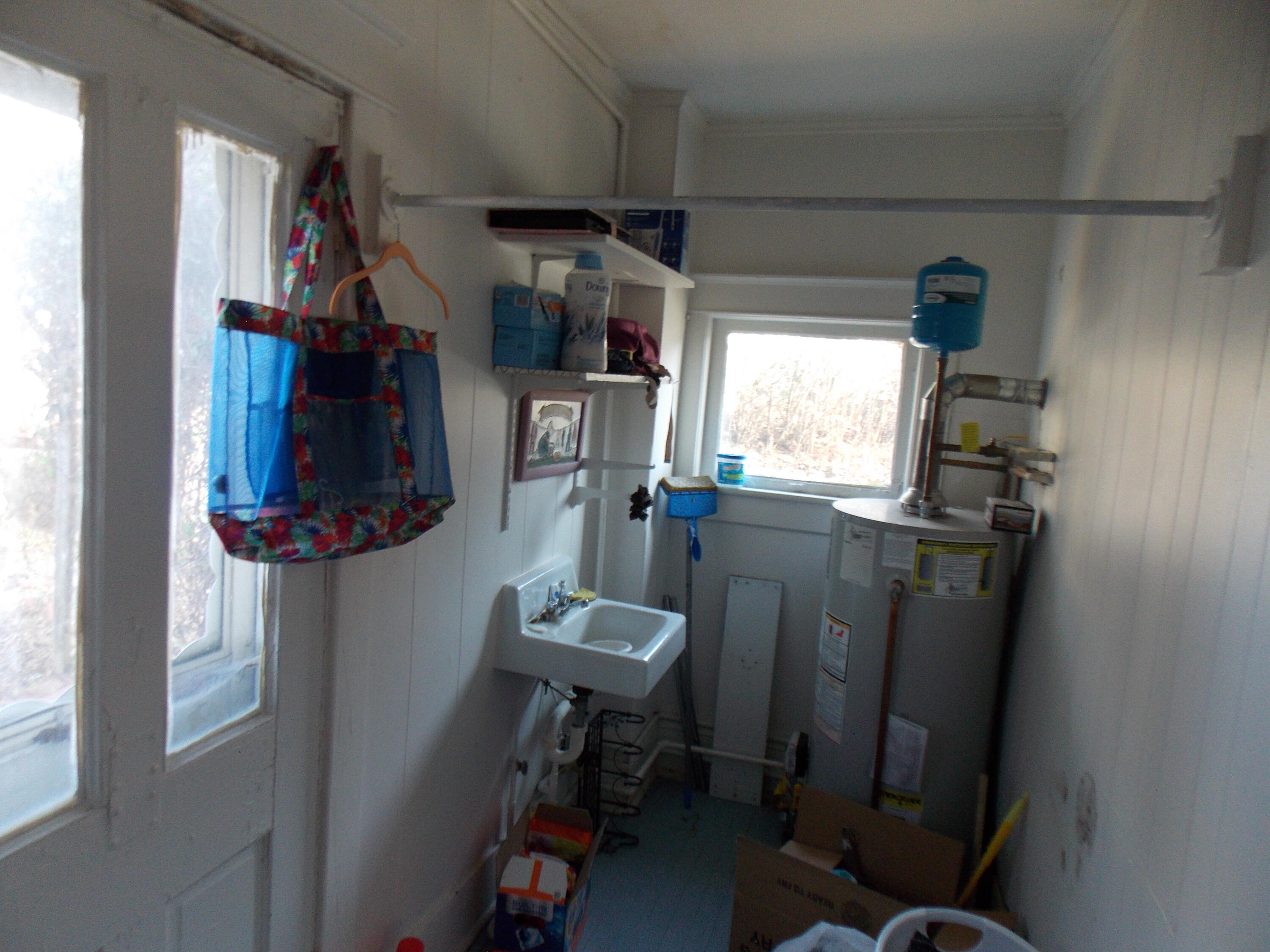 624 South Maple Street Vinton, VA 24179 - Photo 40 of 43 a view of walk in closet with clothes and shoes