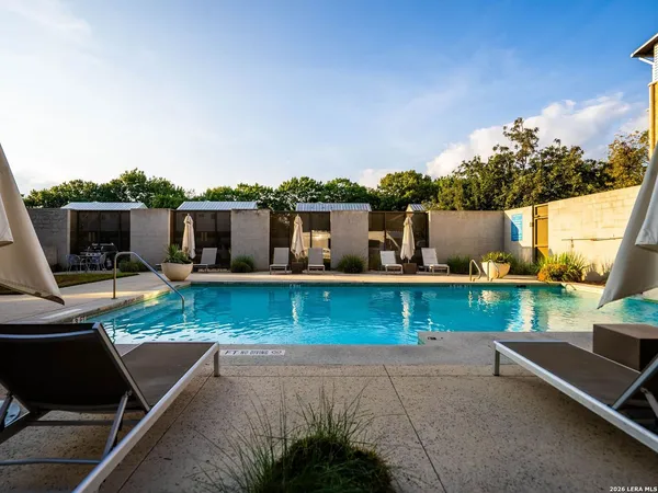 $415,000 | 1115 South Alamo Street, Unit 2304, San Antonio, TX 78210