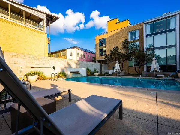 $415,000 | 1115 South Alamo Street, Unit 2304, San Antonio, TX 78210