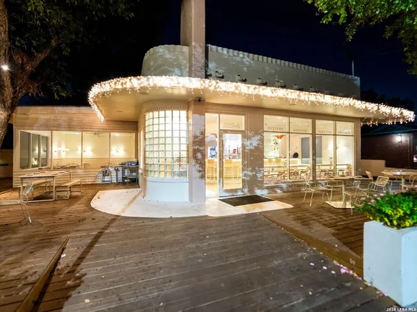 $415,000 | 1115 South Alamo Street, Unit 2304, San Antonio, TX 78210