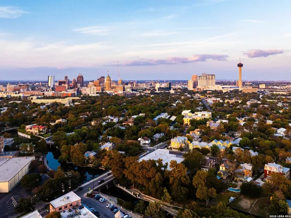 $415,000 | 1115 South Alamo Street, Unit 2304, San Antonio, TX 78210