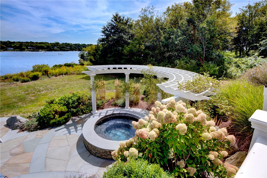 115 Beavertail Road Jamestown, RI 02835 - Photo 41 of 50