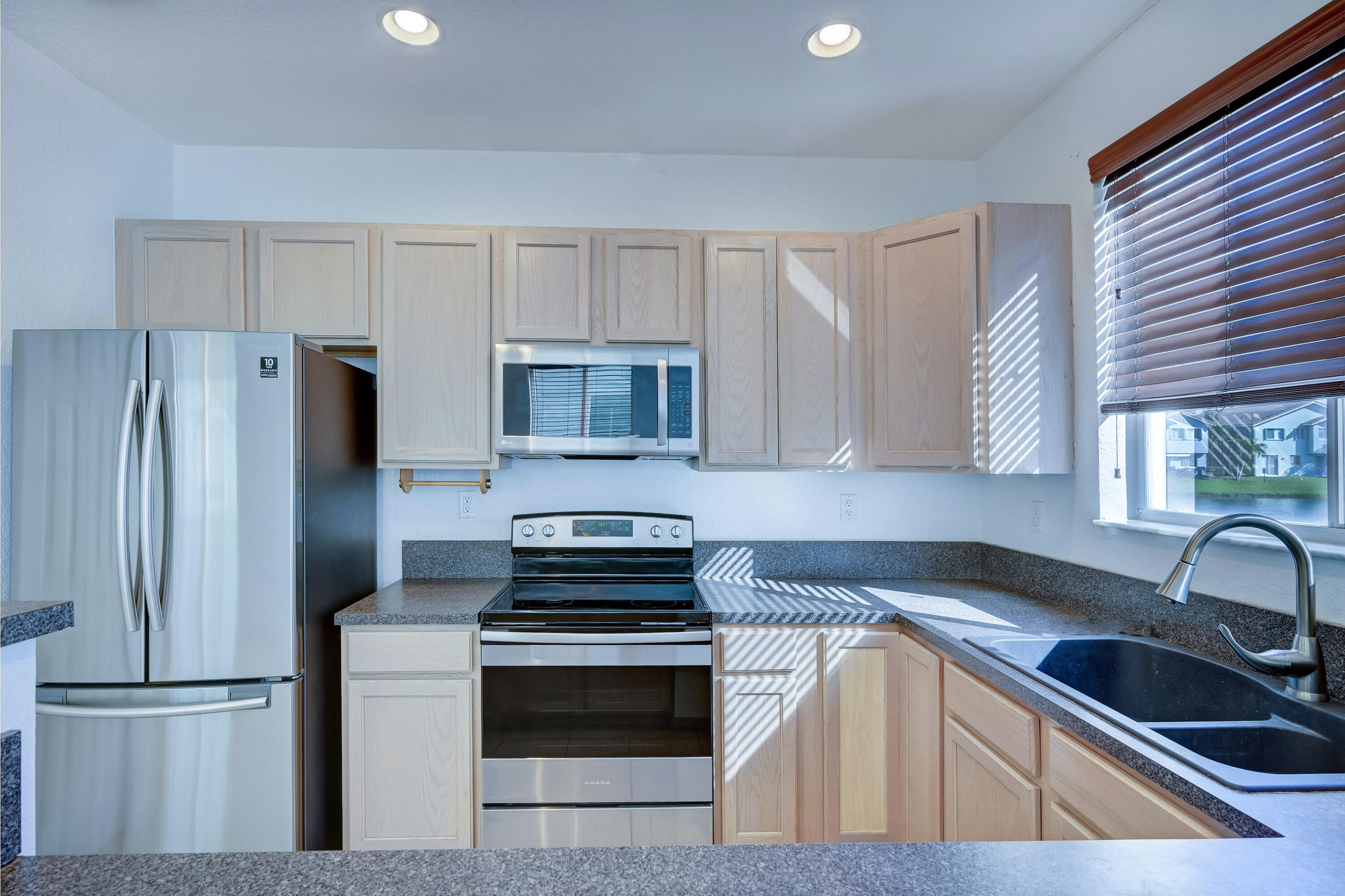 3098 Laurel Ridge Circle Riviera Beach, FL 33404 - Photo 9 of 34 12_ra1_4682_3_4_5_6