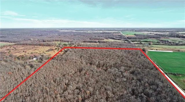 $450,000 | 1550 East & S 425 Road, Jerico Springs, MO 64756