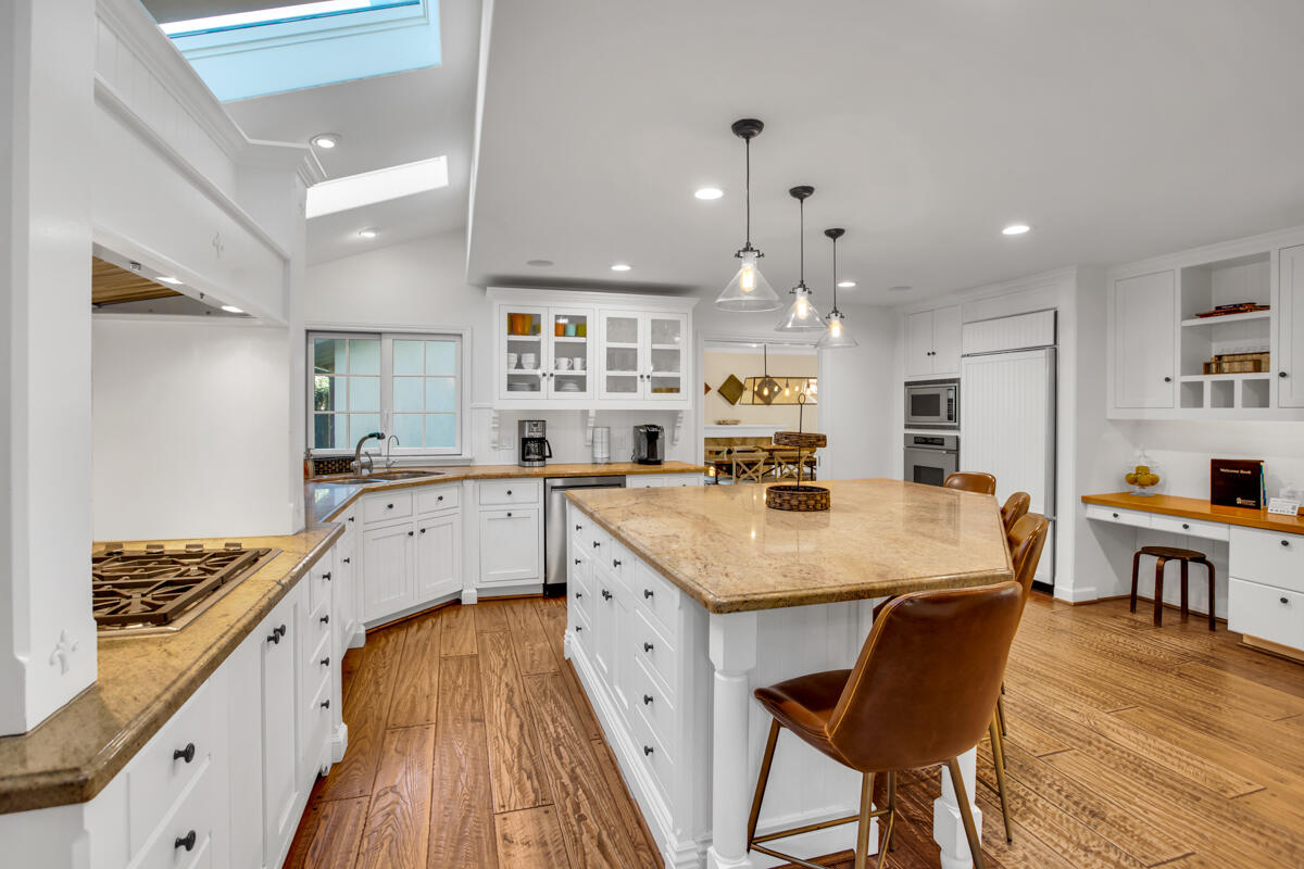 940 Channel Drive Santa Barbara, CA 93108 - Photo 3 of 65 Kitchen - 940 Channel Dr SB CA 93108