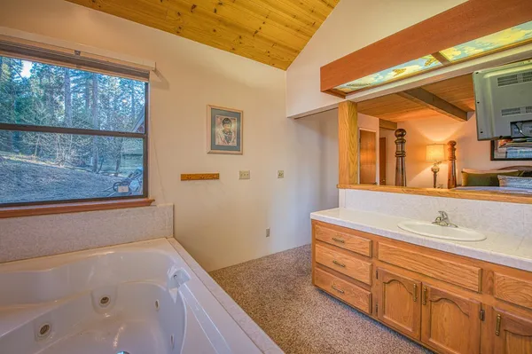 $611,900 | 42005 Hanging Branch Road, Shaver Lake, CA 93664