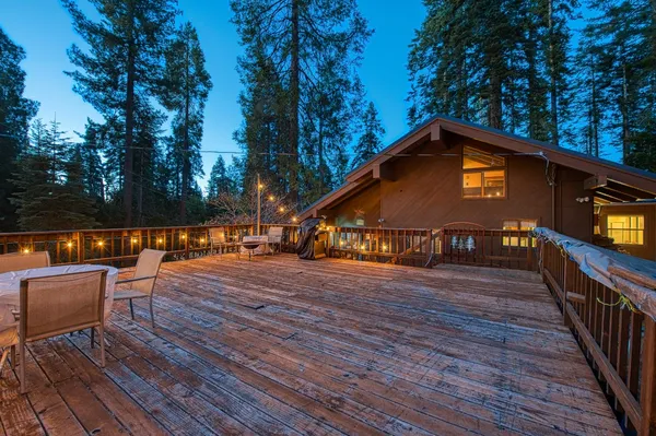 $611,900 | 42005 Hanging Branch Road, Shaver Lake, CA 93664