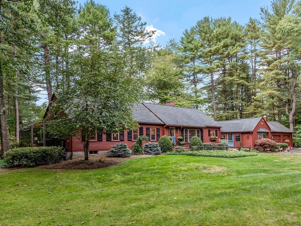 26 Lovejoy Road Andover, MA 01810 - Photo 1 of 42 Gallery Image 1