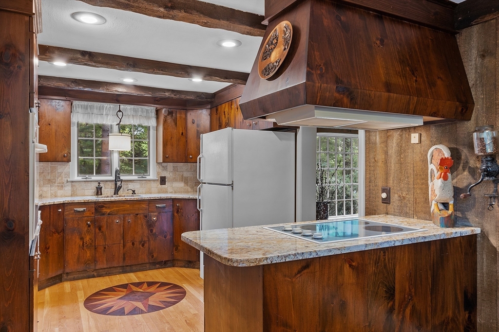 26 Lovejoy Road Andover, MA 01810 - Photo 11 of 42 Gallery Image 11