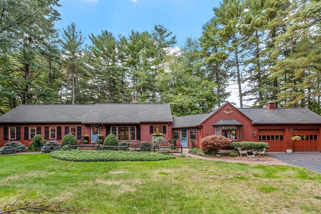 26 Lovejoy Road Andover, MA 01810 - Photo 3 of 42 Gallery Image 3