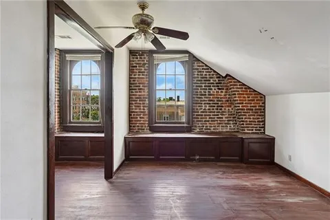 $949,000 | 2003-05 Carondelet Street, New Orleans, LA 70130