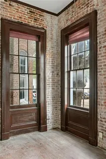 $949,000 | 2003-05 Carondelet Street, New Orleans, LA 70130