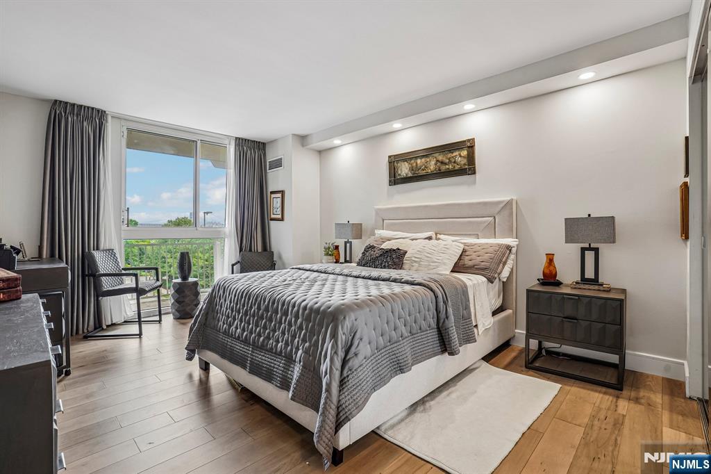 1055 River Road, Unit 408 Edgewater, NJ 07020 - Photo 21 of 34