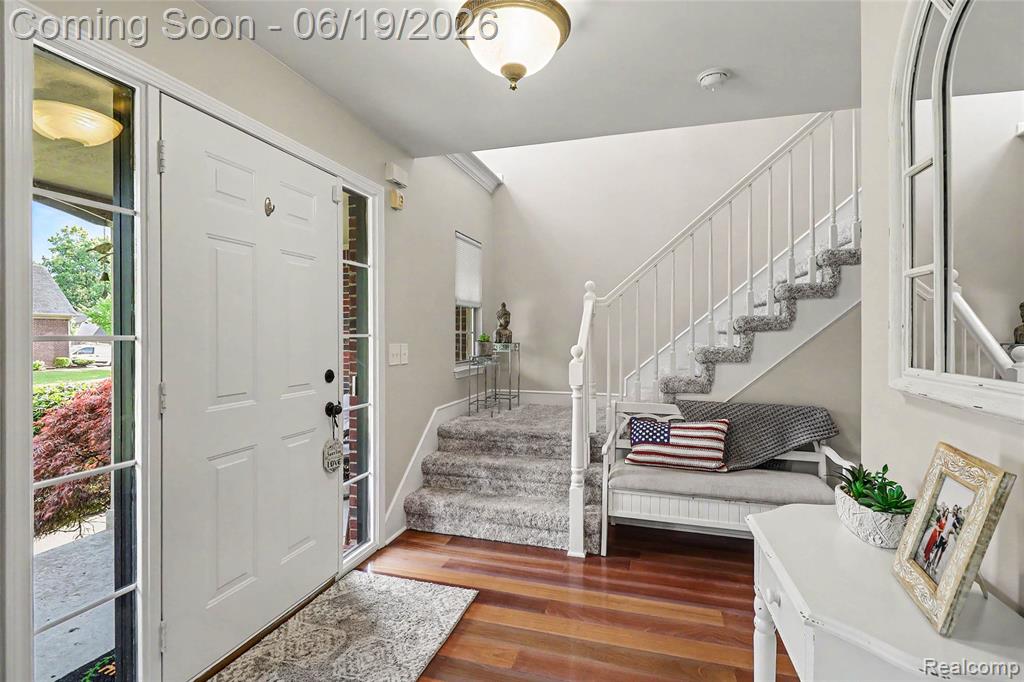 2548 Empire Court Rochester Hills, MI 48309 - Photo 6 of 40