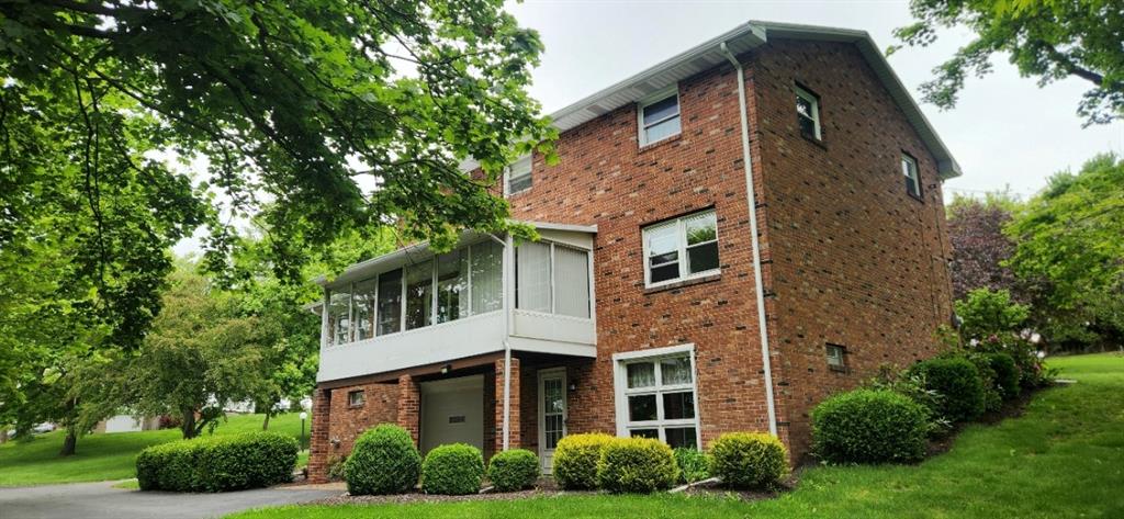 4534 Ellwood Road New Castle, PA 16101 - Photo 4 of 42 Gallery Image 4