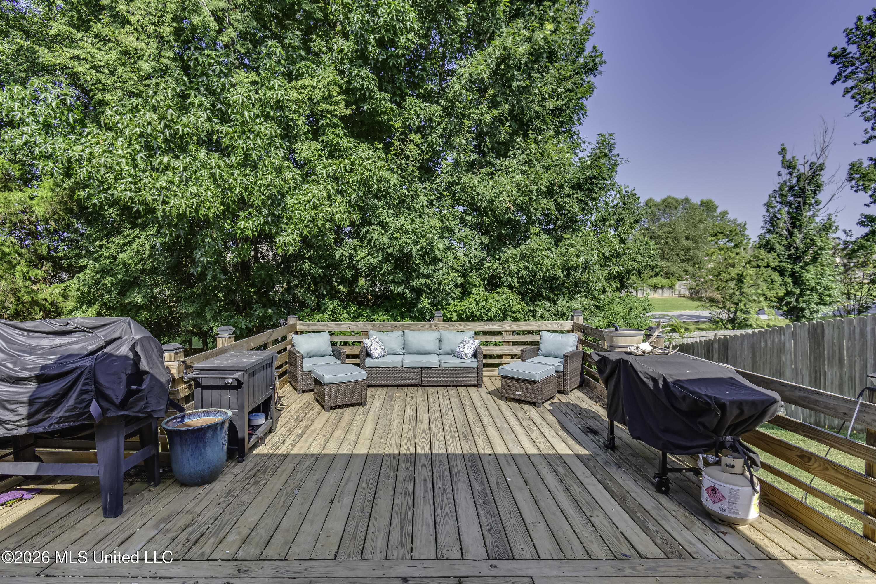244 Greenfield Ridge Drive Brandon, MS 39042 - Photo 38 of 53 Back Deck