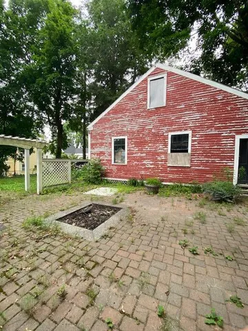 $199,000 | 982 High Street, Bath, ME 04530