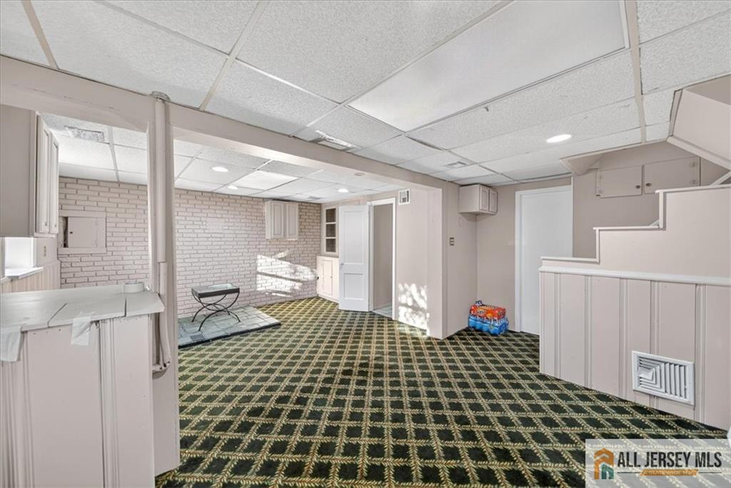 6 Dundar Road Edison, NJ 08817 - Photo 17 of 22 a very nice looking room with a large window