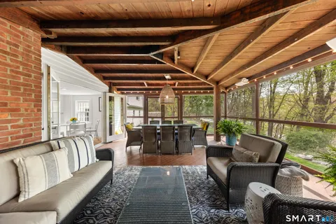 $1,800,000 | 4 Wake Robin Road, Westport, CT 06880