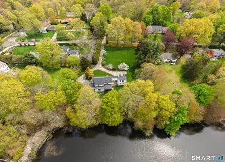 $1,800,000 | 4 Wake Robin Road, Westport, CT 06880