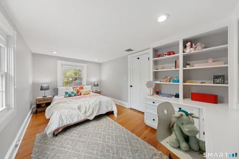 $1,800,000 | 4 Wake Robin Road, Westport, CT 06880