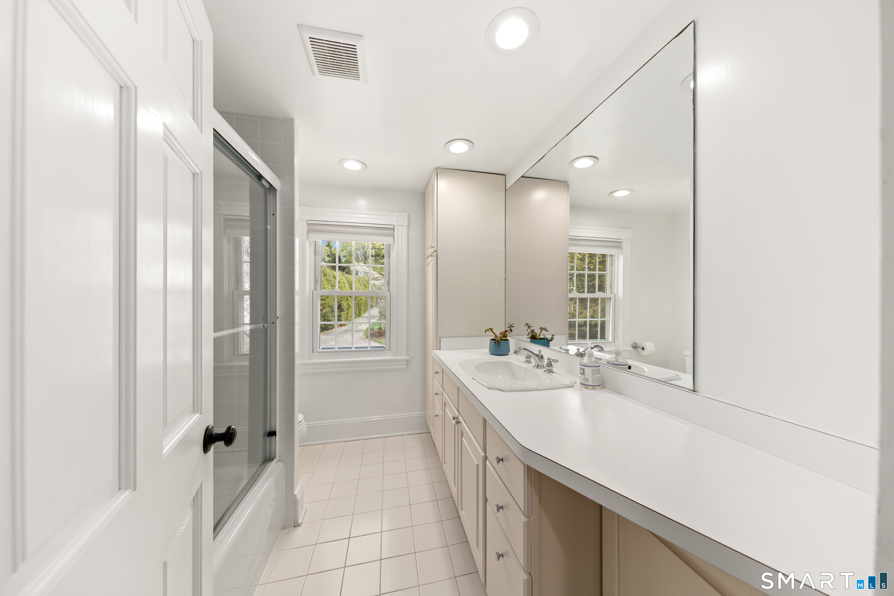 4 Wake Robin Road Westport, CT 06880 - Photo 26 of 39