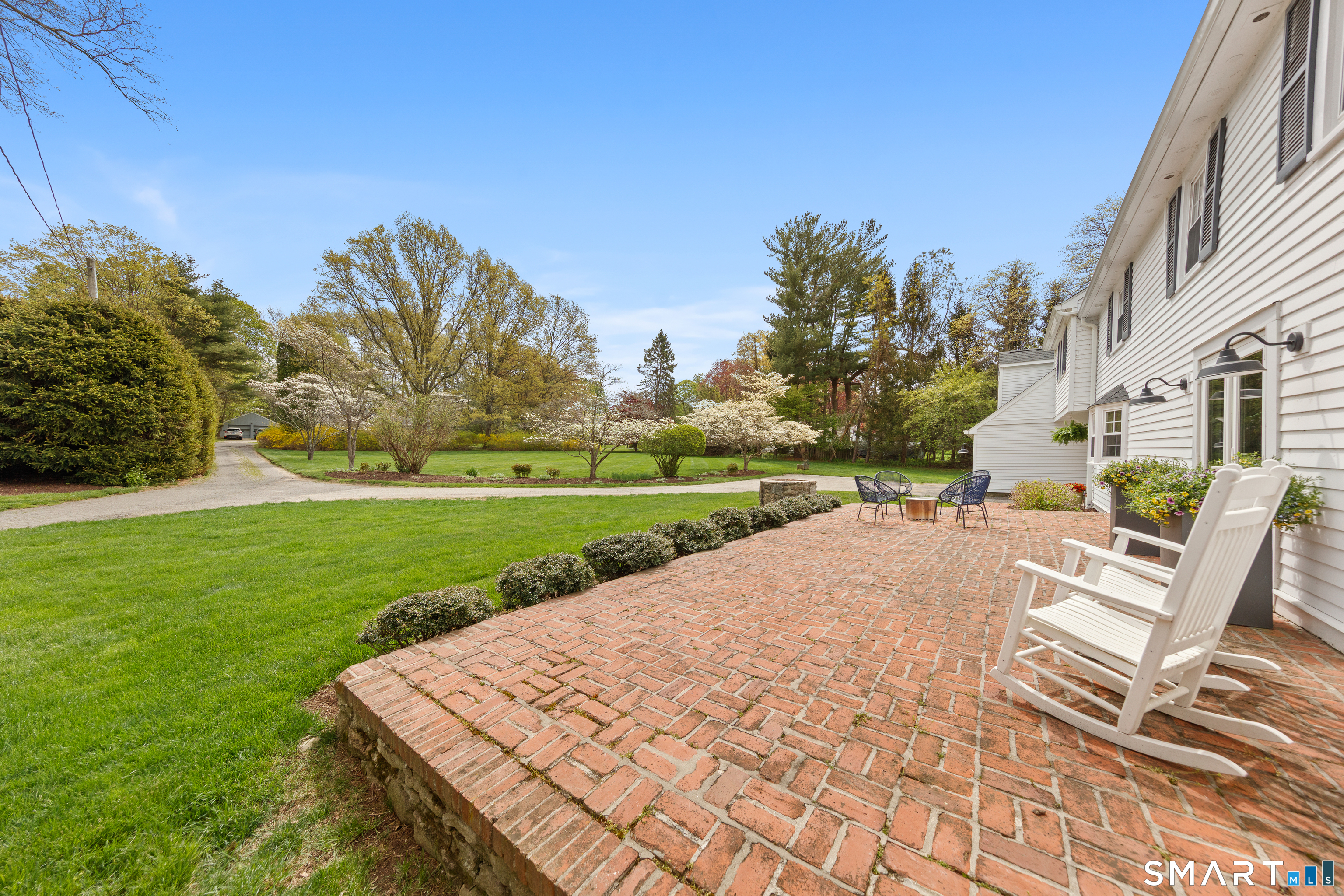 4 Wake Robin Road Westport, CT 06880 - Photo 31 of 39