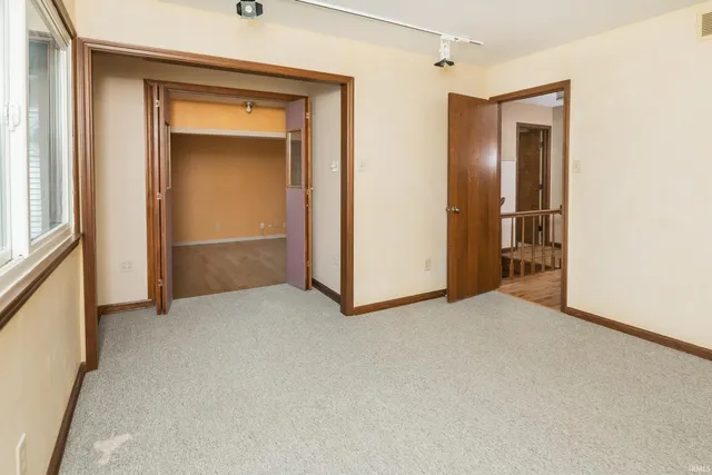 $565,000 | 2131 East Meadowbluff Court, Bloomington, IN 47401