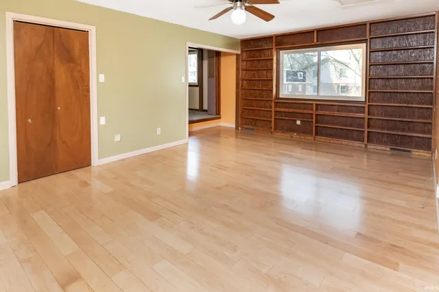 $565,000 | 2131 East Meadowbluff Court, Bloomington, IN 47401