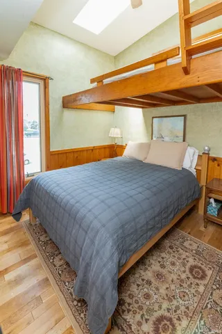 $565,000 | 2131 East Meadowbluff Court, Bloomington, IN 47401