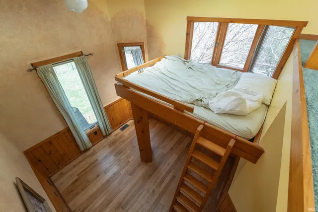 $565,000 | 2131 East Meadowbluff Court, Bloomington, IN 47401