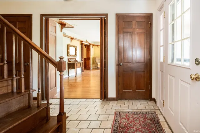 $565,000 | 2131 East Meadowbluff Court, Bloomington, IN 47401