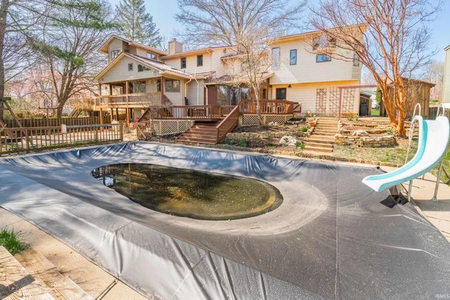 $565,000 | 2131 East Meadowbluff Court, Bloomington, IN 47401