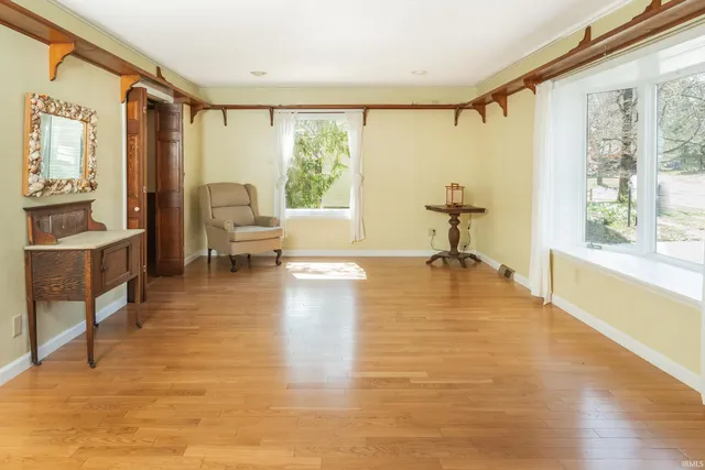 $565,000 | 2131 East Meadowbluff Court, Bloomington, IN 47401