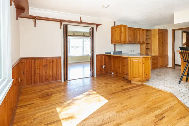 $565,000 | 2131 East Meadowbluff Court, Bloomington, IN 47401