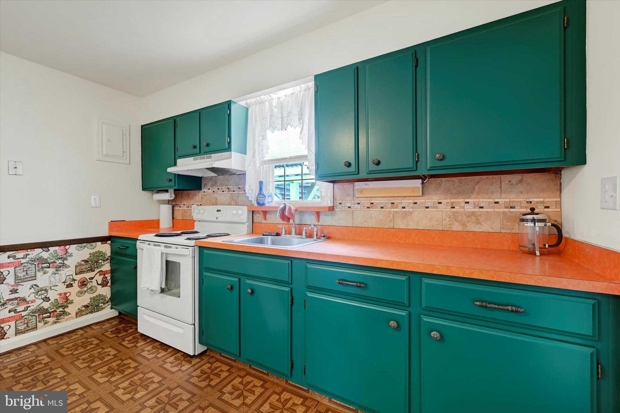 322 Sassafras Road Baltimore, MD 21221 - Photo 10 of 41