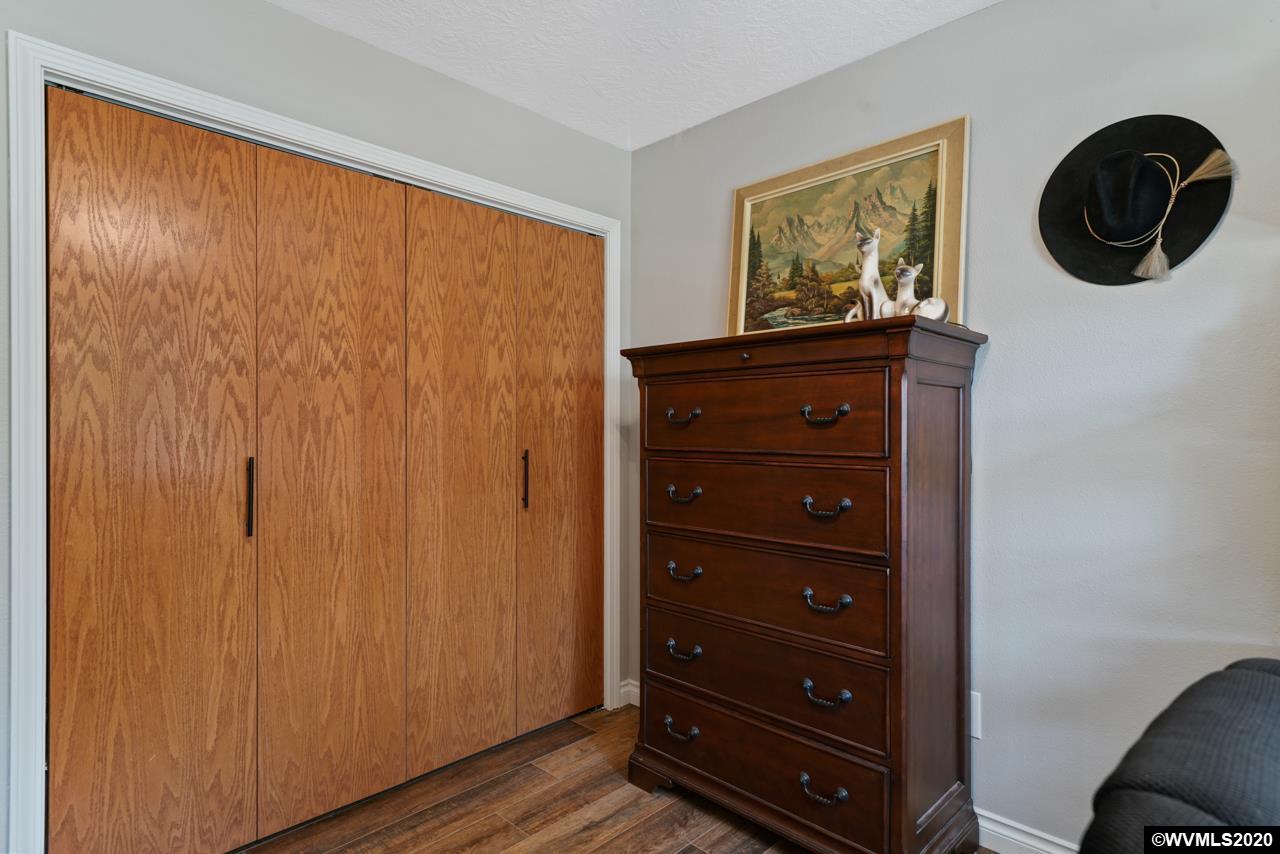 2052 Chase Loop Southwest Albany, OR 97321 - Photo 31 of 40 Gallery Image 31