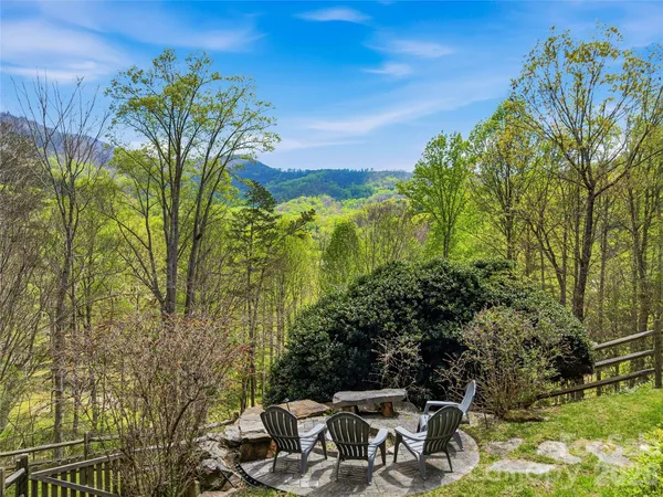 $2,895,000 | 39 Ox Bow Crossing, Weaverville, NC 28787