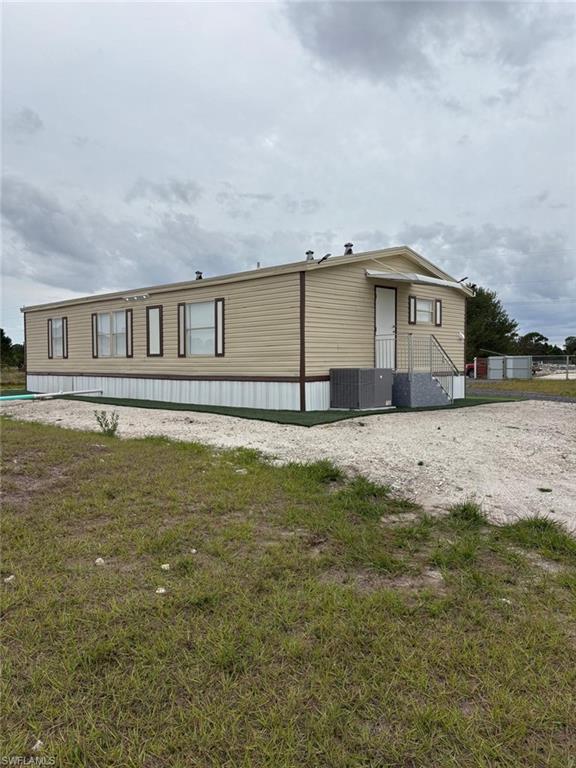 555 North Palomino Street Montura Ranches, FL 33440 - Photo 7 of 50